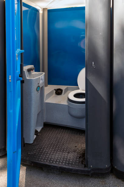 Porta potty rental for outdoor events in Huntingdon, TN